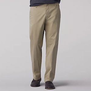 Men’s Lee Performance Series Straight Fit Extreme Comfort khaki pant 36 x 34